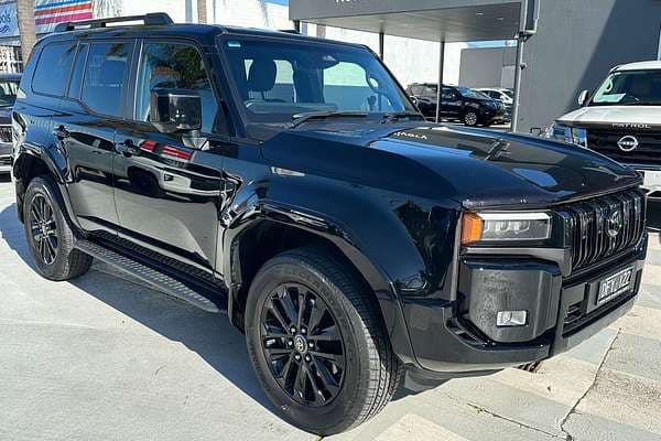 2024 Toyota Landcruiser Prado
