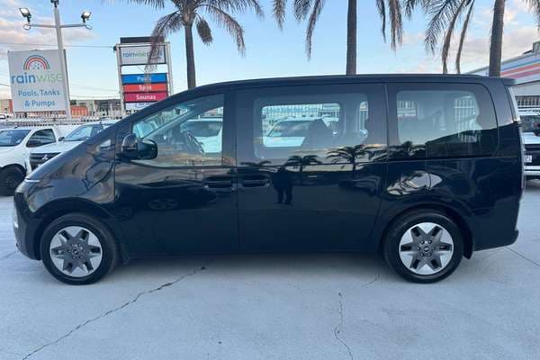 2022 Hyundai STARIA